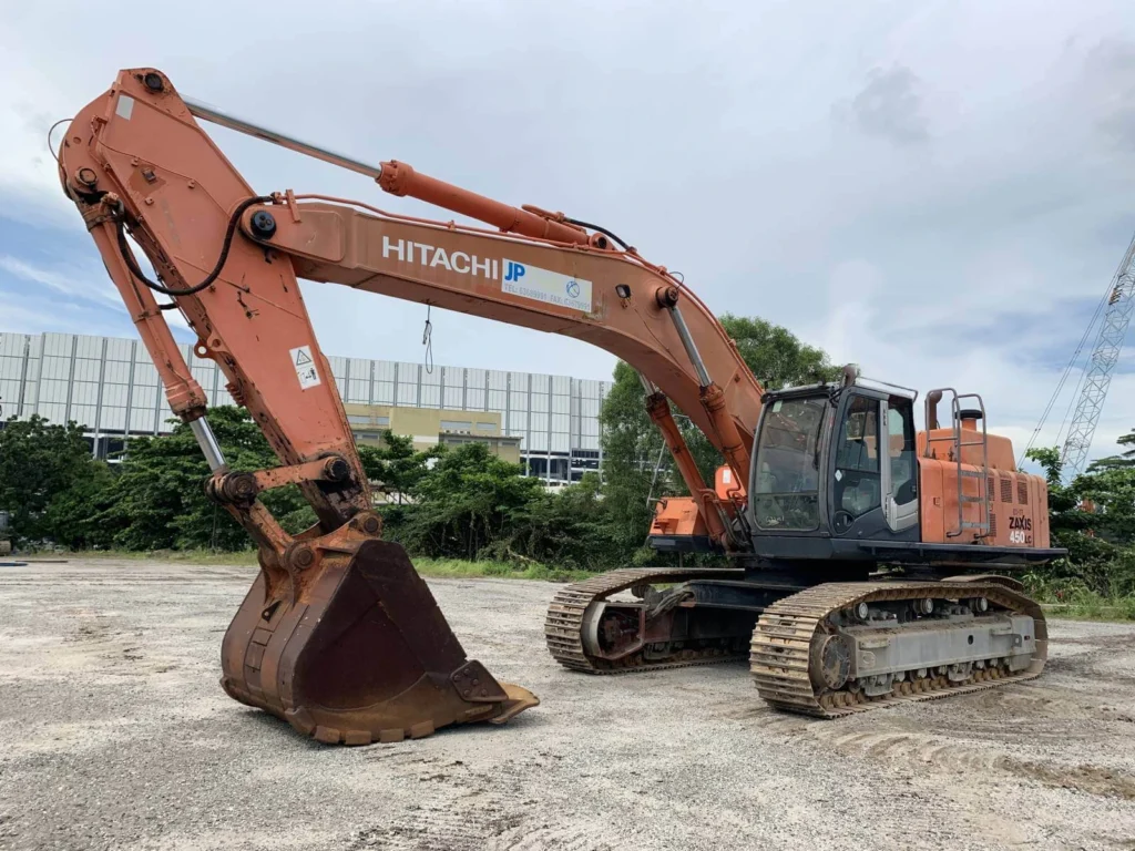 Hitachi_excavator